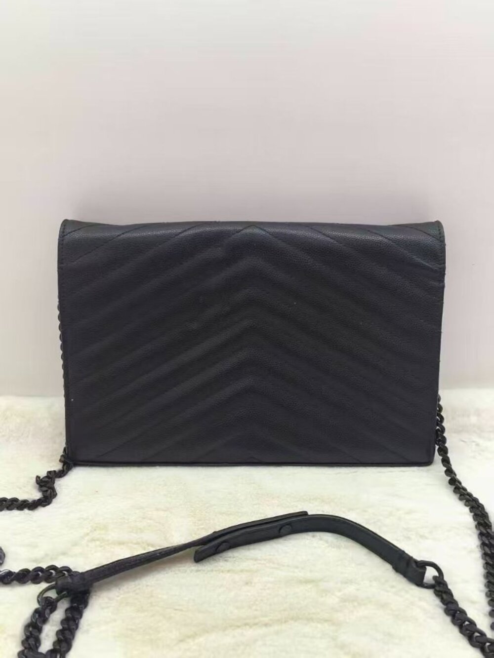 SAINT LAURENT YSL Envelope Black Label Logo Leather Envelope Bag - Picture 2 of 6